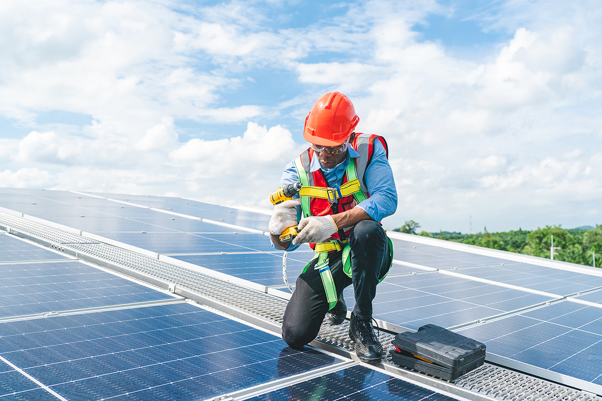 Melhore o seu potencial de carreira em fotovoltaica com a certificação CEDEAO